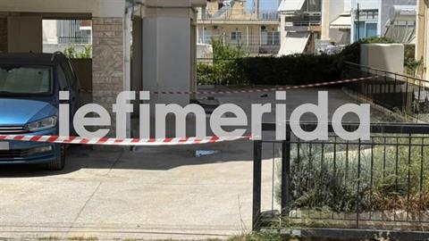 Ηλιούπολη: δύο 17χρονες έπεσαν από τον 6ο όροφο πολυκατοικίας - νεκρή η μία